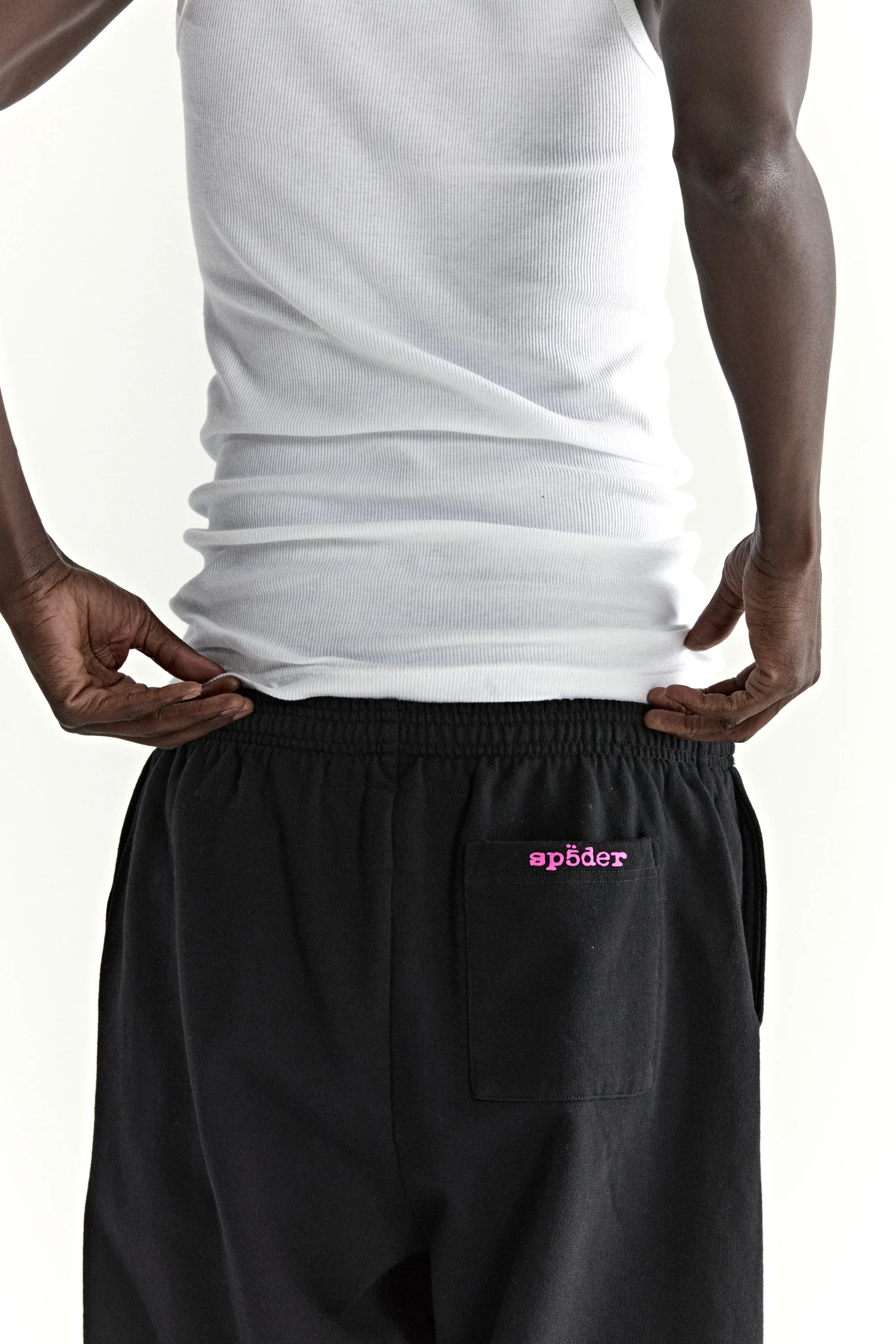 ARACH SWEATPANT - Image 18