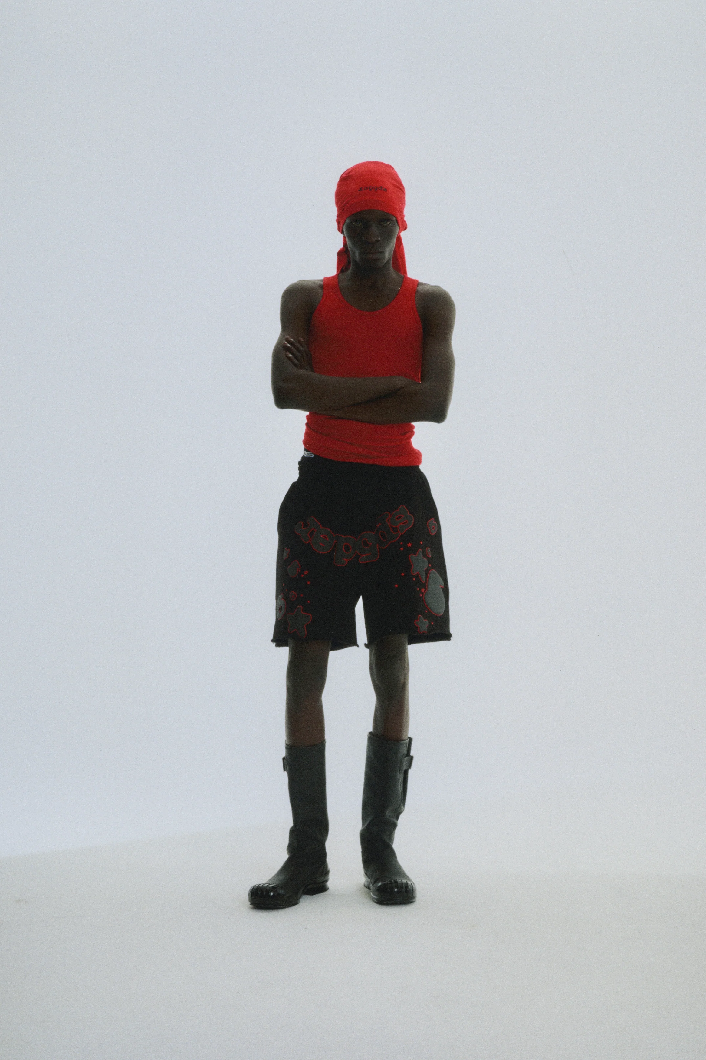BELUGA OUTLINE SWEATSHORT - Image 10