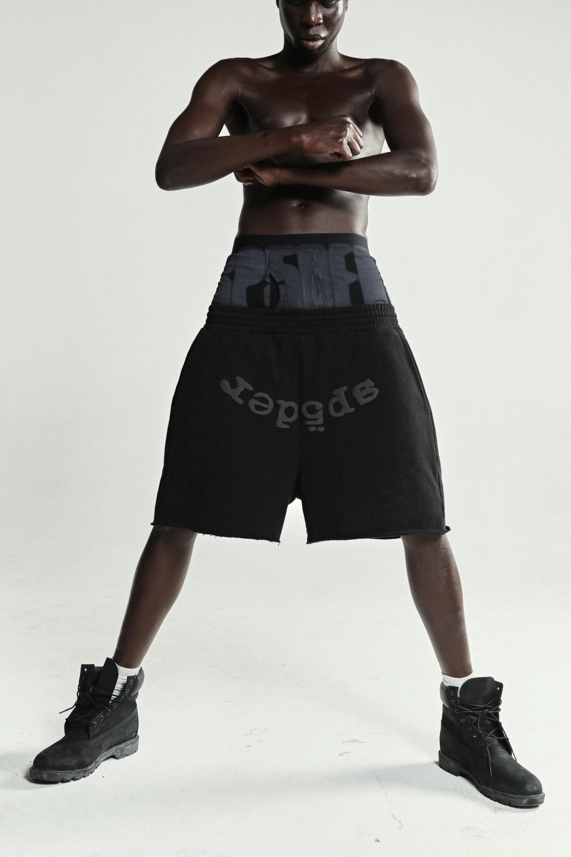 OG WEB V2 PHANTOM SWEATSHORT - Image 11
