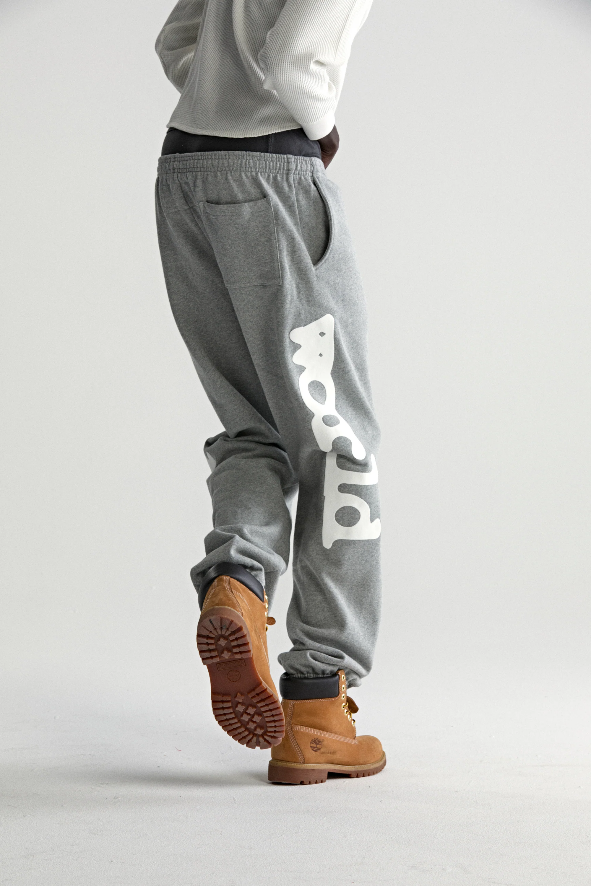 BELUGA SWEATPANT - Image 18