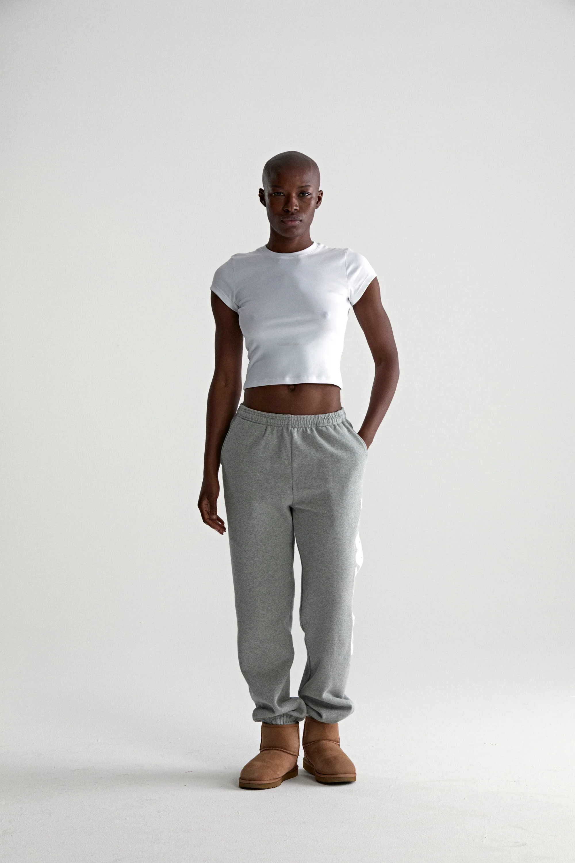 BELUGA SWEATPANT - Image 5