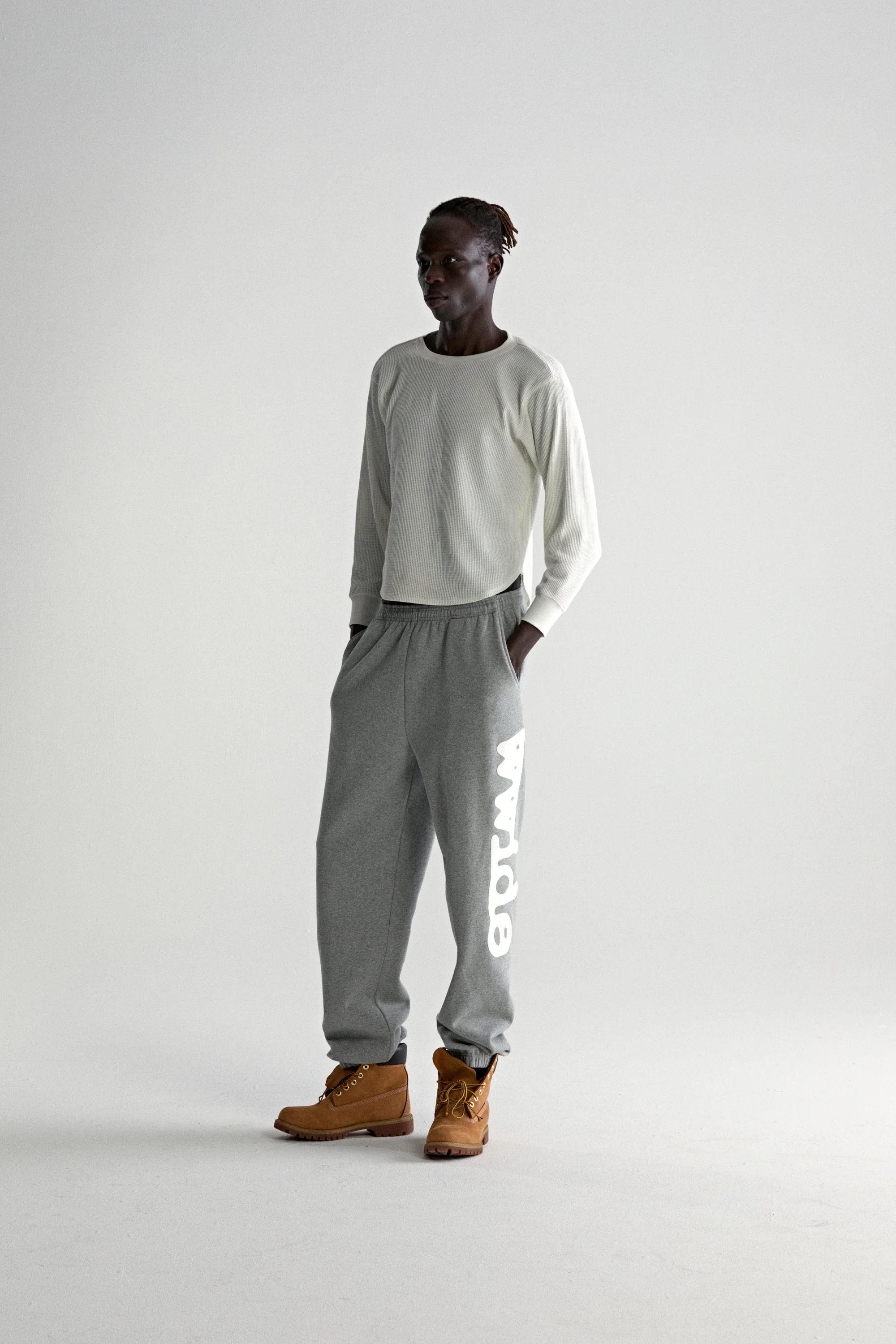 BELUGA SWEATPANT - Image 6
