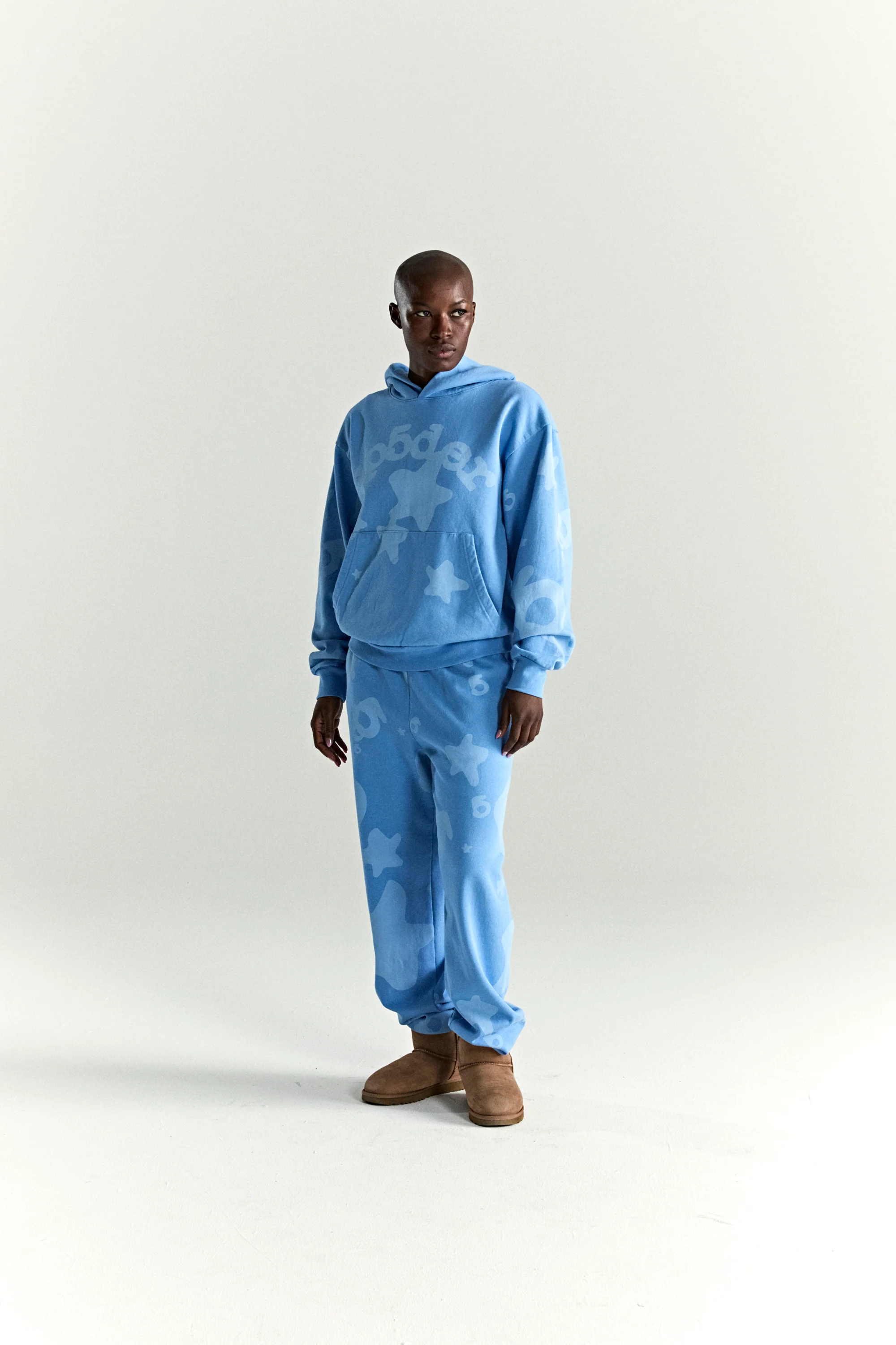 BELUGA V2 HOODIE - Image 9