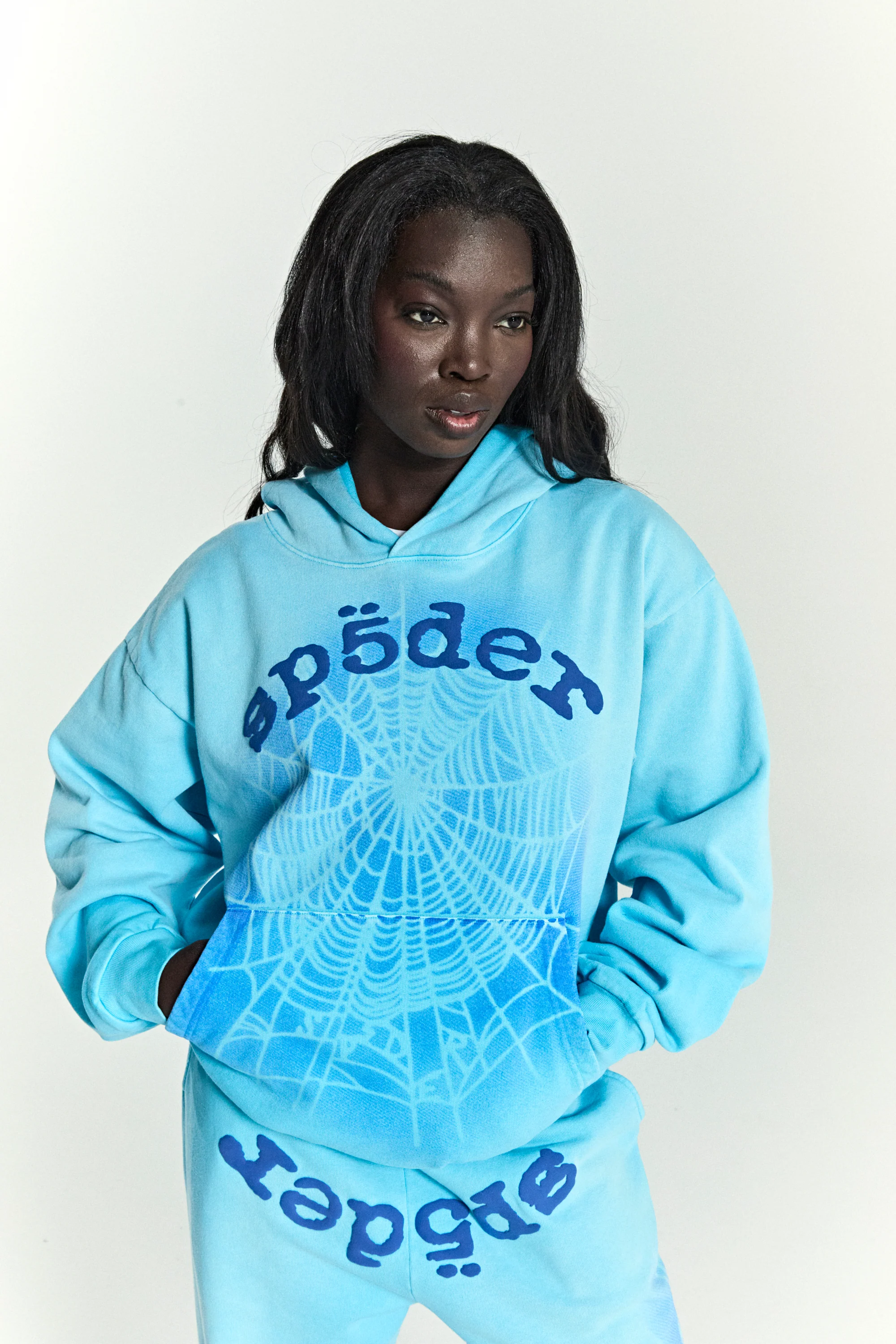 OG WEB V2 SPRAY HOODIE - Image 17