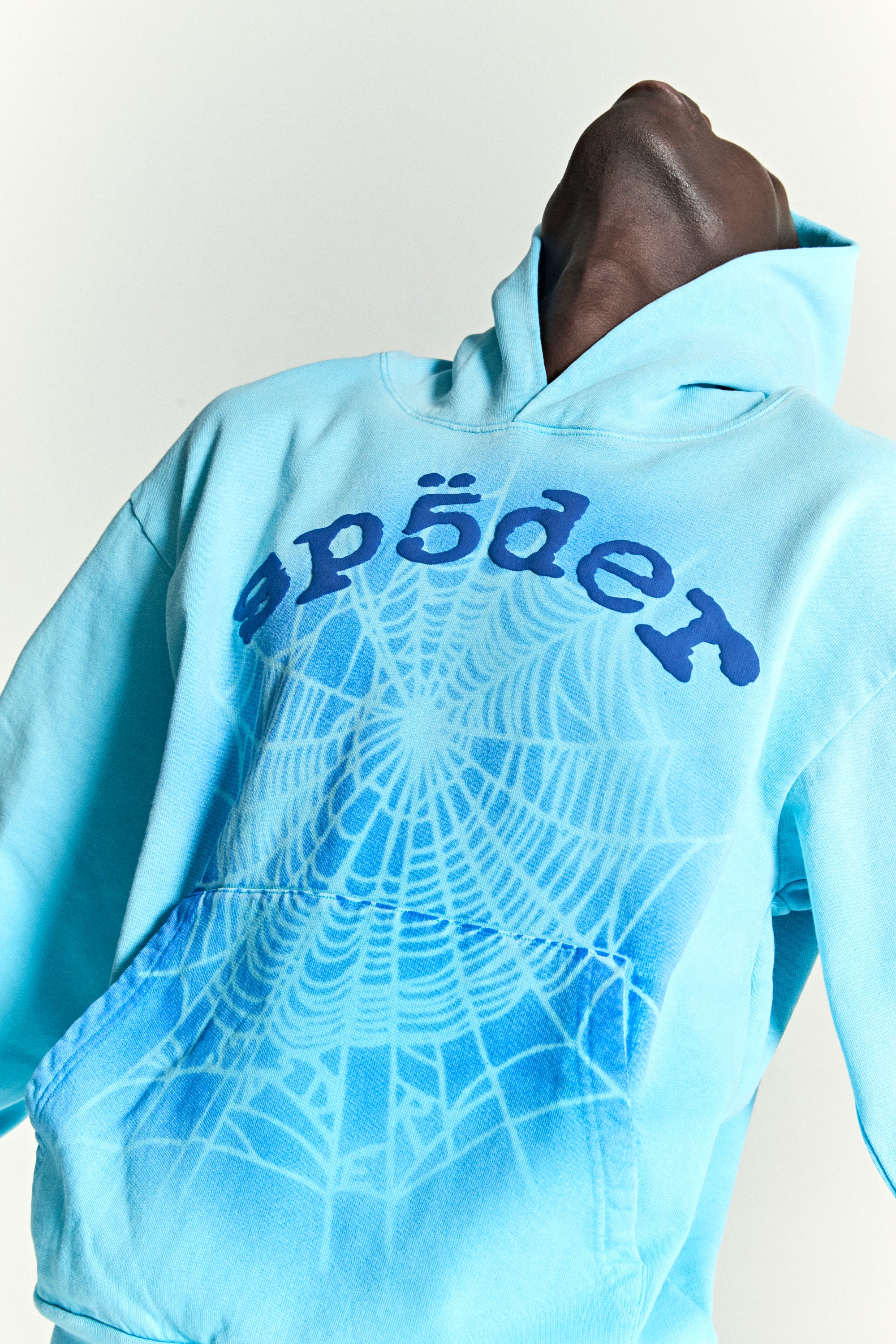 OG WEB V2 SPRAY HOODIE - Image 18